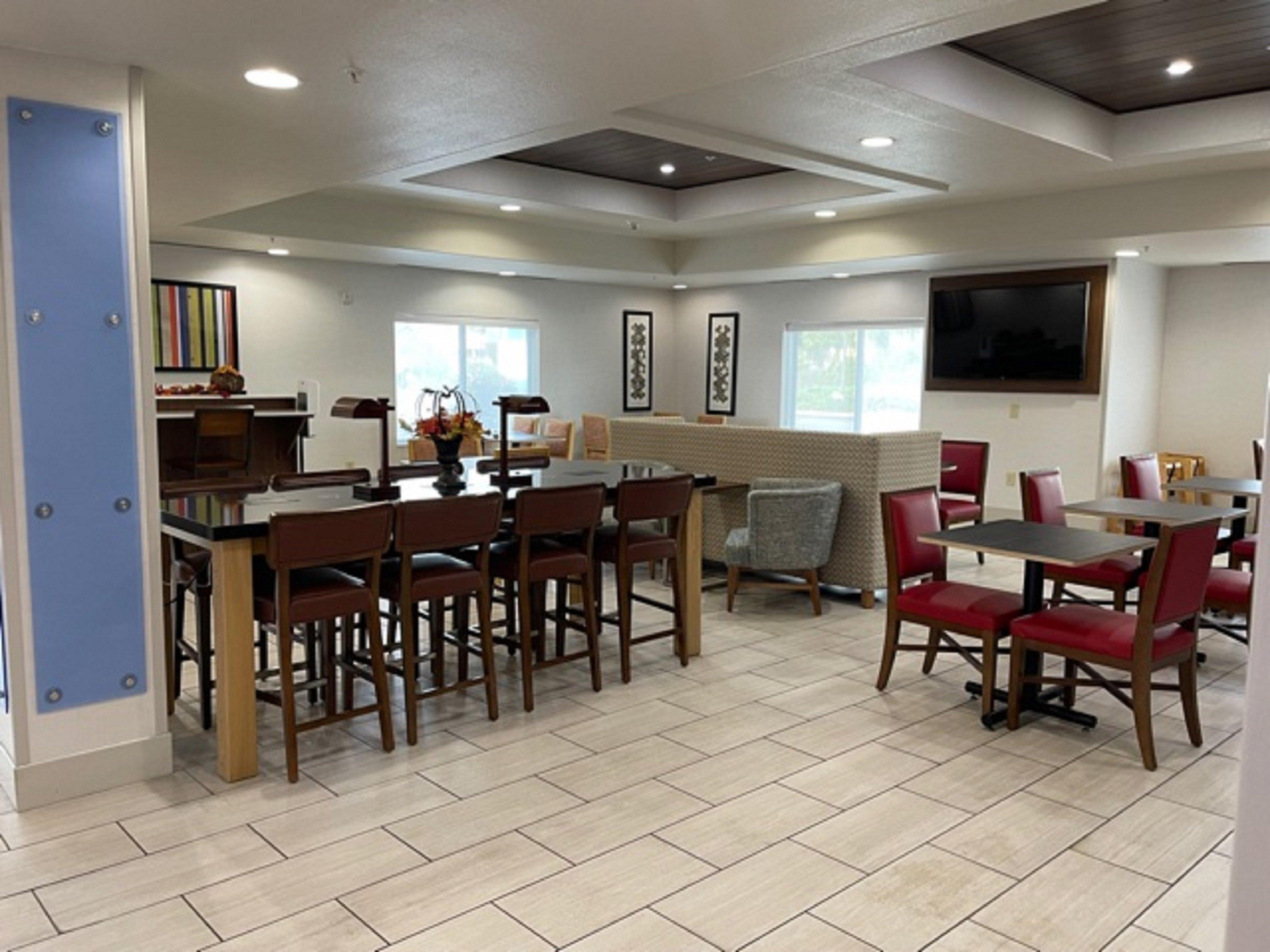 Holiday Inn Express Hotel & Suites Lewisburg By Ihg Luaran gambar